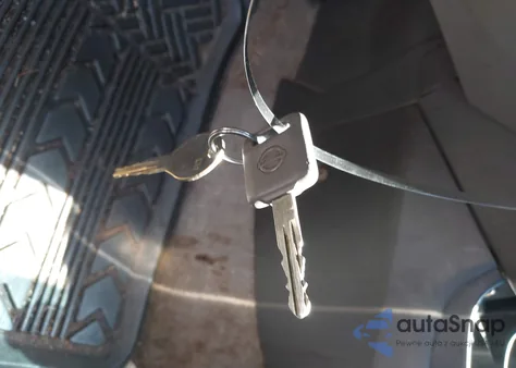 2005 Nissan Sentra 1.8 from USA, damaged, VIN 3N1CB51D55L519922